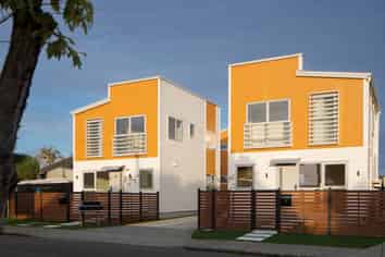8/9 Coral Crescent, Panmure