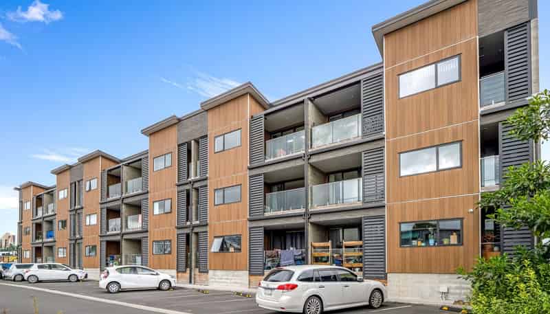 28/40 east street, Papakura