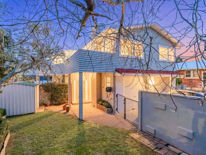 4 Simkin Avenue, Saint Johns