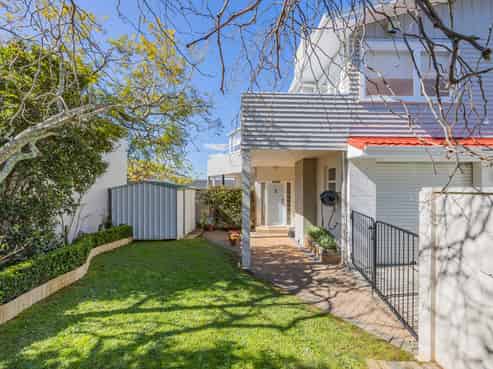 4 Simkin Avenue, Saint Johns