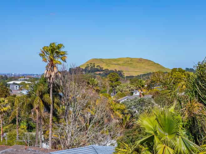 4 Simkin Avenue, Saint Johns