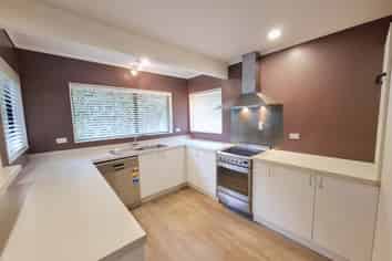 A/267 Hillsborough Road, Hillsborough