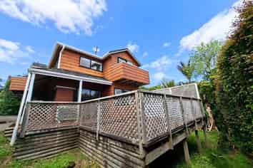 A/267 Hillsborough Road, Hillsborough
