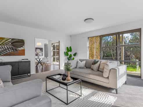 132 Port Hills Road, Heathcote Valley