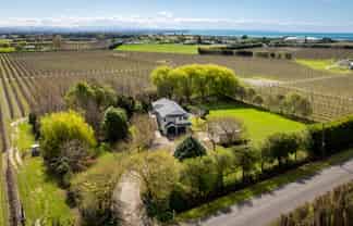 495 Lawn Road, Clive