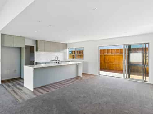 27 Hudson Place, Paraparaumu