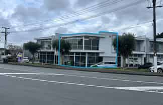 Split-Level Office + Parking on Marua Road