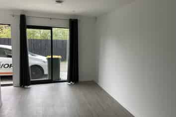 2/20 Metcalfe Rd, Ranui