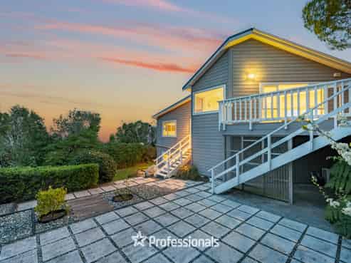 13 Wilson Grove, Normandale