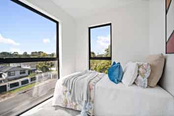 7/101 White Swan Road, Mount Roskill