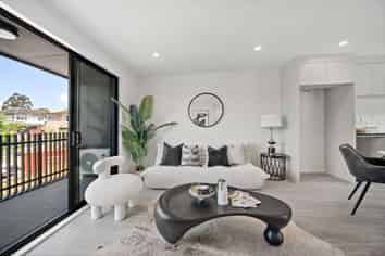 7/101 White Swan Road, Mount Roskill