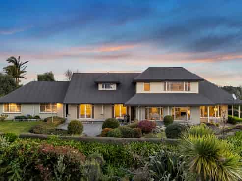 592 Redoubt Road, Flat Bush