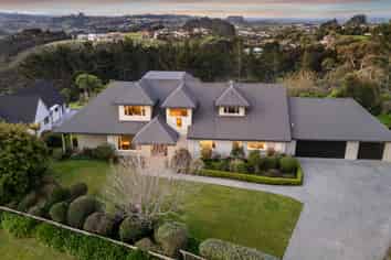592 Redoubt Road, Flat Bush