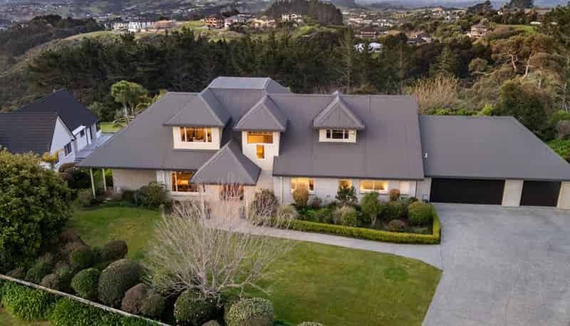 592 Redoubt Road, Flat Bush