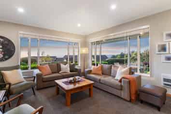 592 Redoubt Road, Flat Bush
