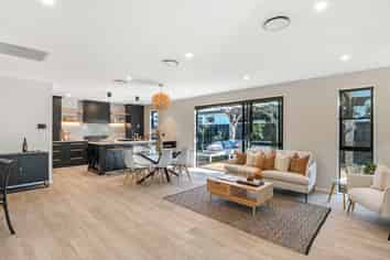 6 Tuka Road, Pegasus