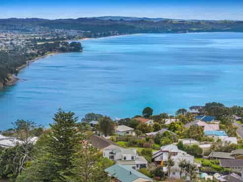 74 Vipond Road, Stanmore Bay