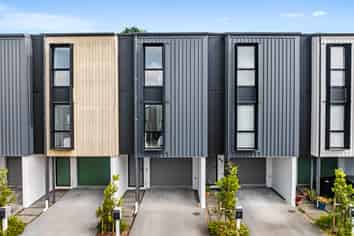 11 Lange Mews, Mount Wellington