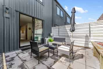 11 Lange Mews, Mount Wellington