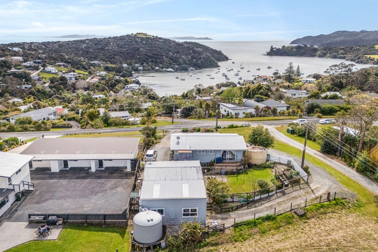 Spectacular Harbour Views – Home & Cottage Package - Prikaz 3
