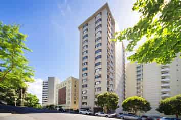 8A/2 Eden Crescent, Auckland Central