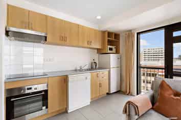 8A/2 Eden Crescent, Auckland Central