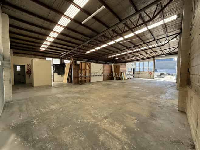Secure 250sqm Warehouse & 530sqm Yard