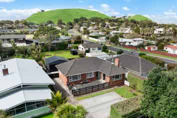71 Wallace Road, Mangere Bridge