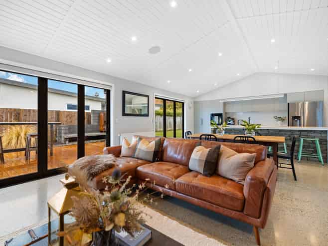 40 Risinghurst Terrace, Lower Shotover