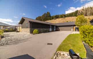 40 Risinghurst Terrace, Lower Shotover