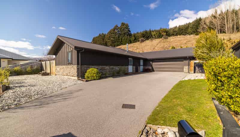 40 Risinghurst Terrace, Lower Shotover