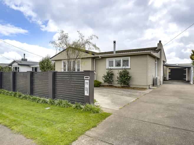 212 Terrace Road, Parkvale