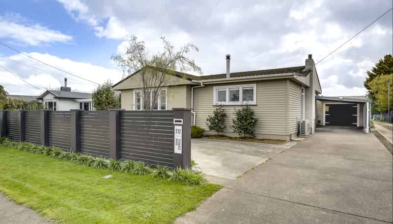 212 Terrace Road, Parkvale