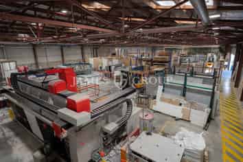 1,295m² Warehouse + Container Drop | Close to SH16