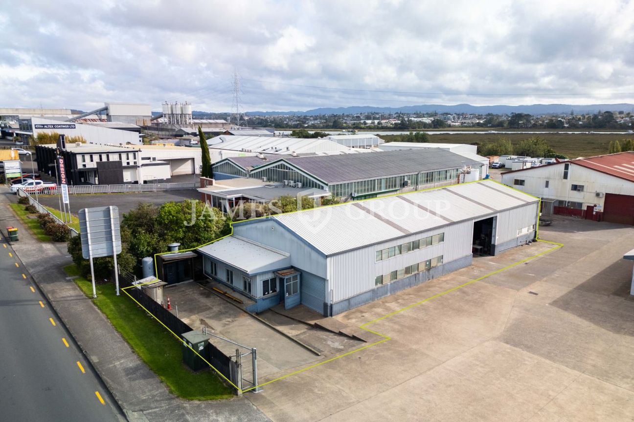 Patiki Road Gantry Warehouse + 3 Phase Power - Aanzicht 2