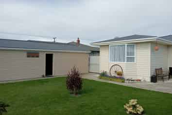 4 Carlyle Street, Tuatapere