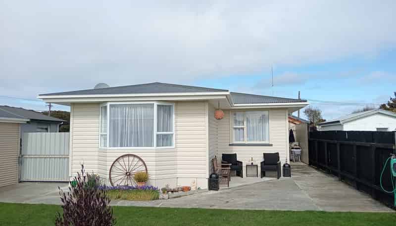 4 Carlyle Street, Tuatapere