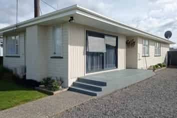 4 Carlyle Street, Tuatapere