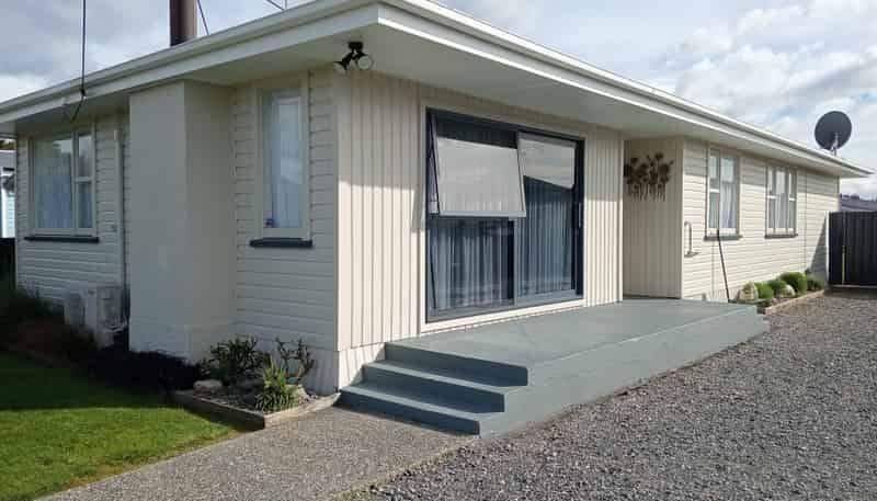 4 Carlyle Street, Tuatapere
