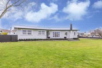 Hawkes Bay - Address withheld