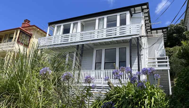 16B Clifton Terrace, Kelburn