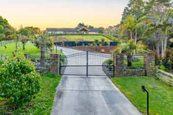 37A Mill Flat Road, Riverhead
