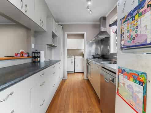 7 Delphi Place, Sunnybrook