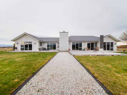 2 Homestead Avenue, Twizel