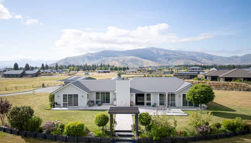 2 Homestead Avenue, Twizel