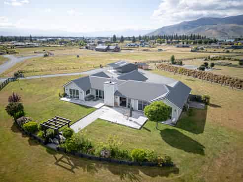 2 Homestead Avenue, Twizel