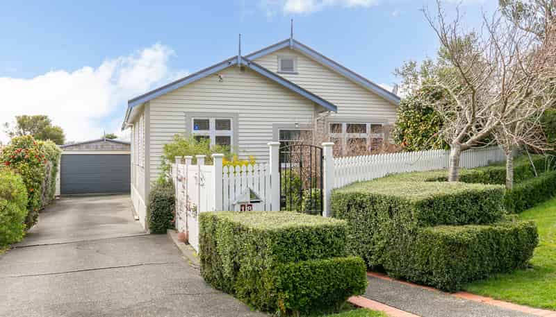 18 Haumia Street, Johnsonville