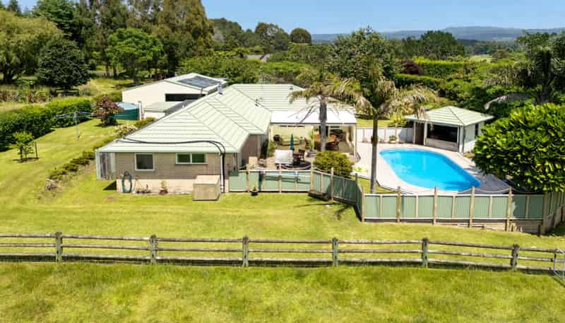 41 Walter Henry Drive, Omanawa