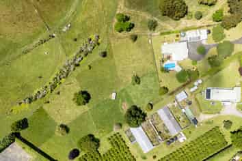 41 Walter Henry Drive, Omanawa