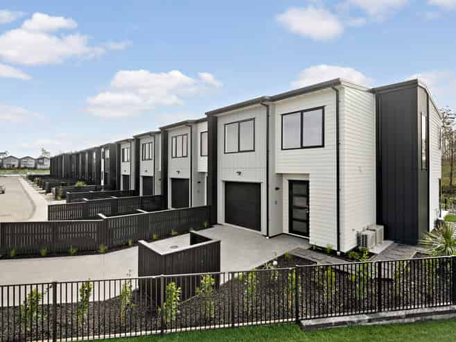 4/299 Te Taruna Drive, Milldale